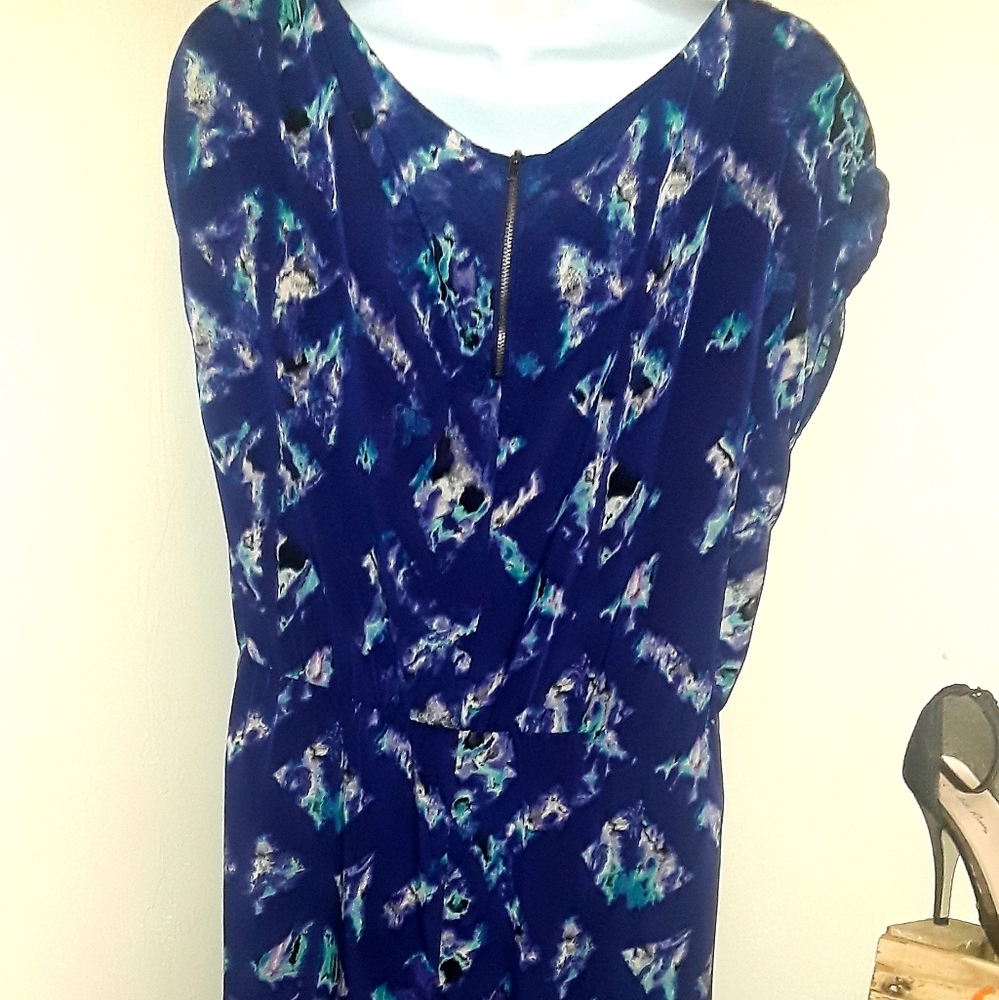 MASSIMO DRESS - Picture 2 of 10